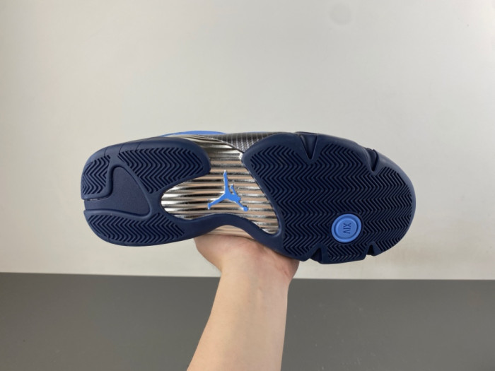 Air Jordan 14 "UNC" PE 0021A5-287