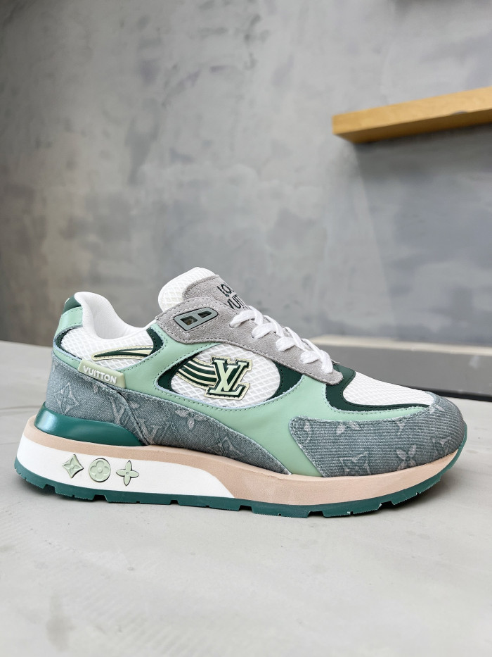 L1VV SNEAKERS