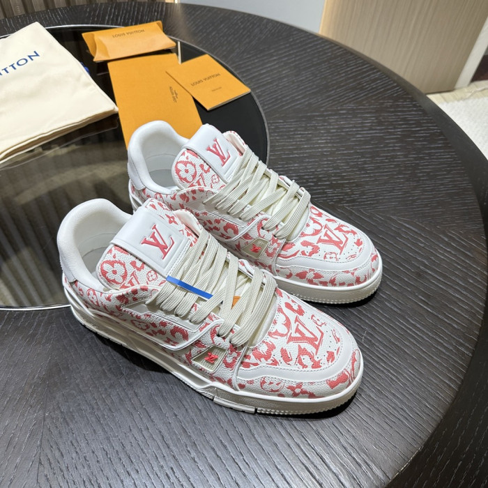 L1VV TRAINER