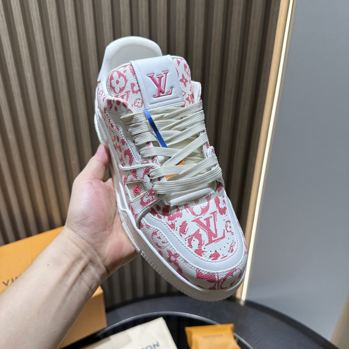 L1VV TRAINER