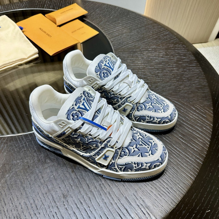 L1VV TRAINER