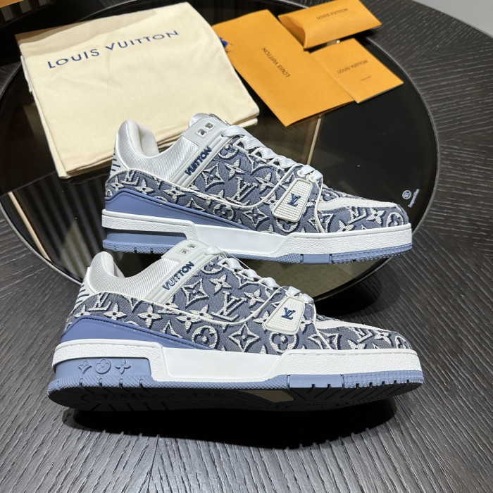 L1VV TRAINER