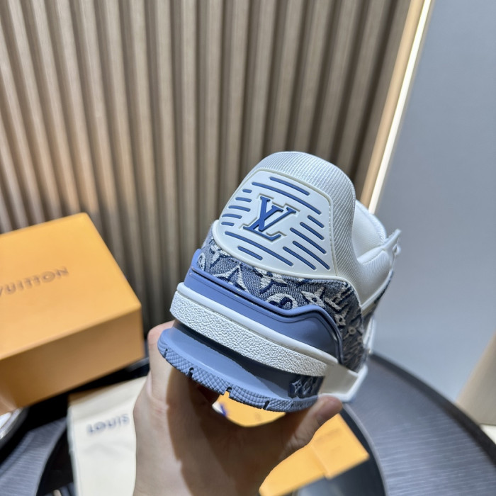 L1VV TRAINER