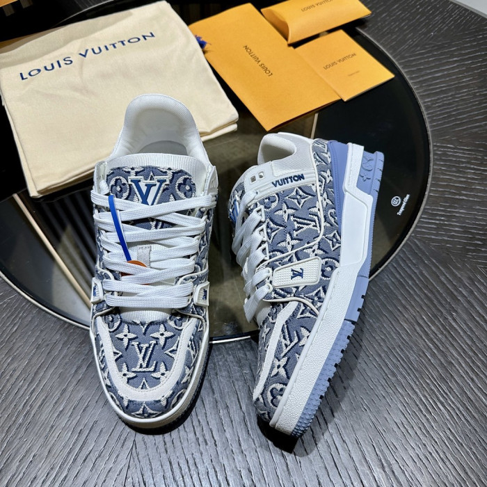 L1VV TRAINER
