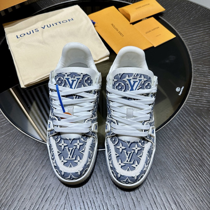 L1VV TRAINER