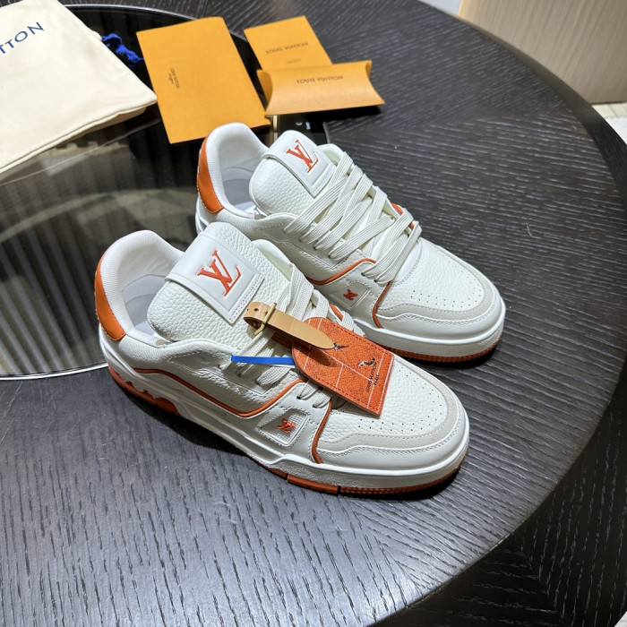 L1VV TRAINER