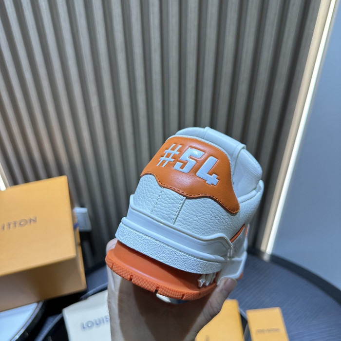 L1VV TRAINER