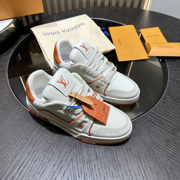 L1VV TRAINER