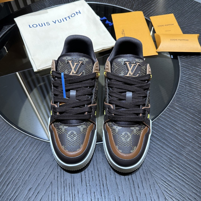 L1VV TRAINER