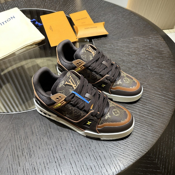 L1VV TRAINER