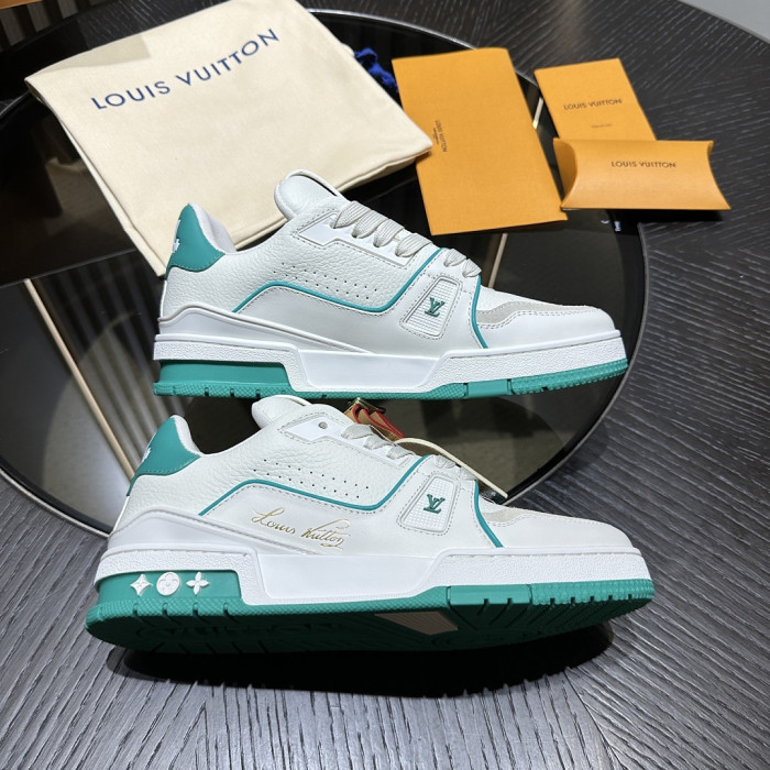 L1VV TRAINER