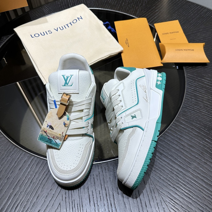 L1VV TRAINER