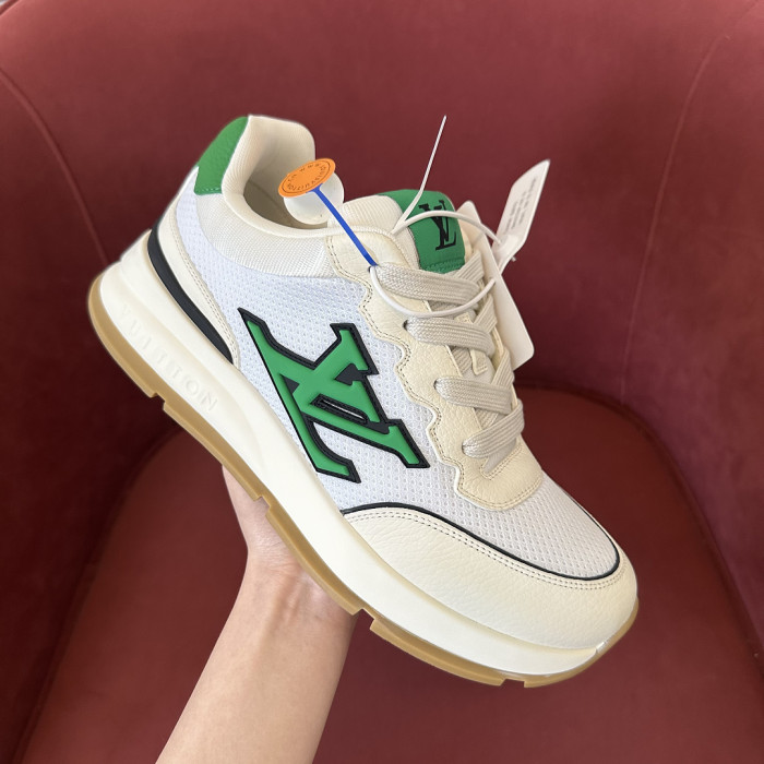 L1VV Classic Sneakers
