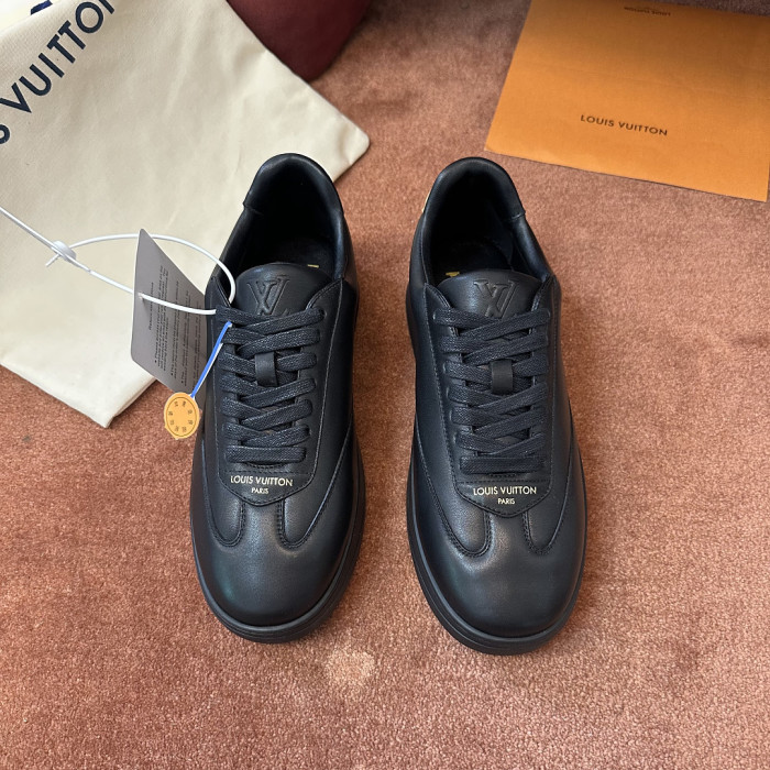 L1VV Flash Sneakers
