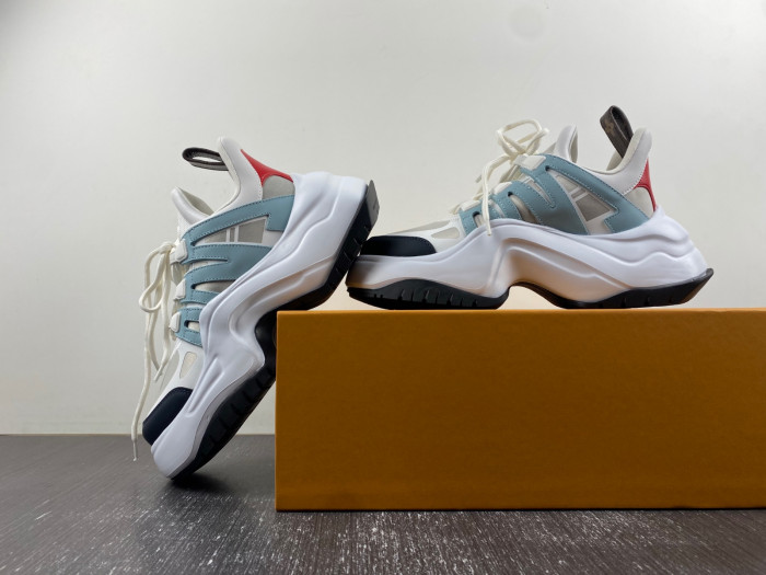 l1vv archlight sneaker