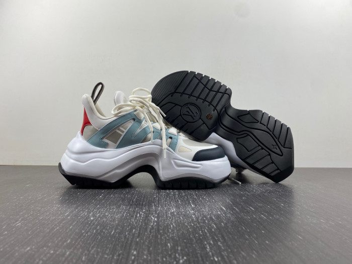 l1vv archlight sneaker