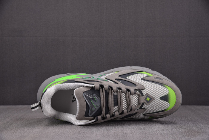L1VV Sneakers
