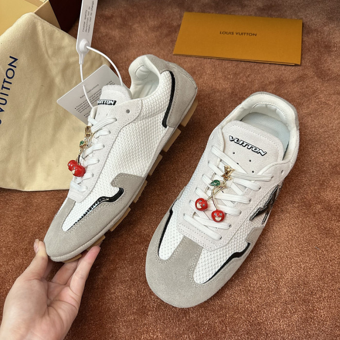 L1VV Rally Sneakers