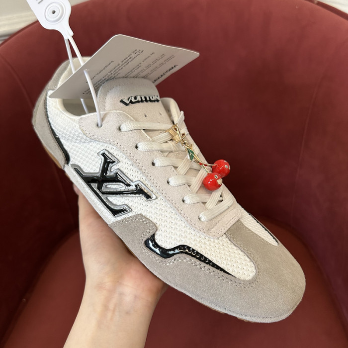 L1VV Rally Sneakers