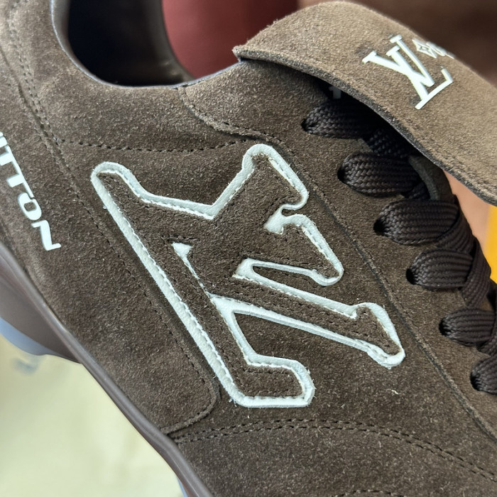 L1VV Footprint Sneakers