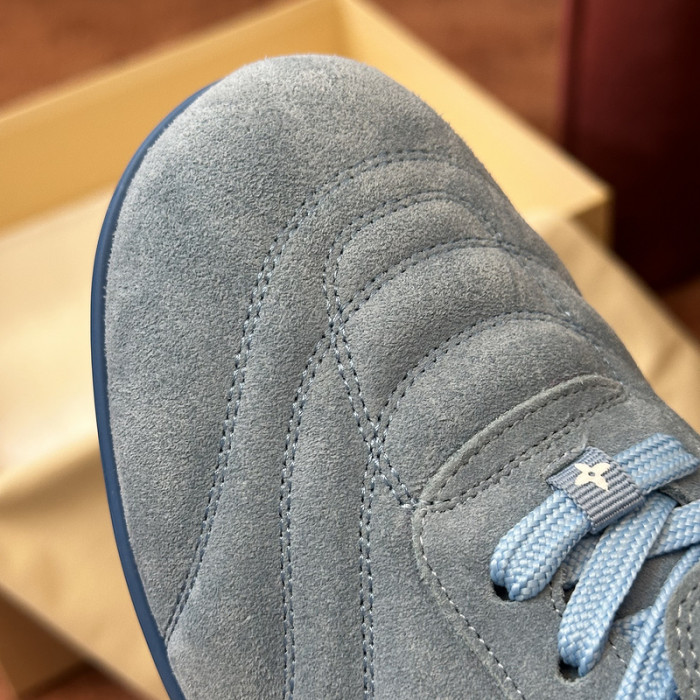 L1VV Footprint Sneakers