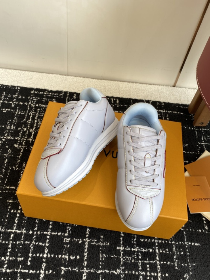 L1VV Buttersoft Sneakers