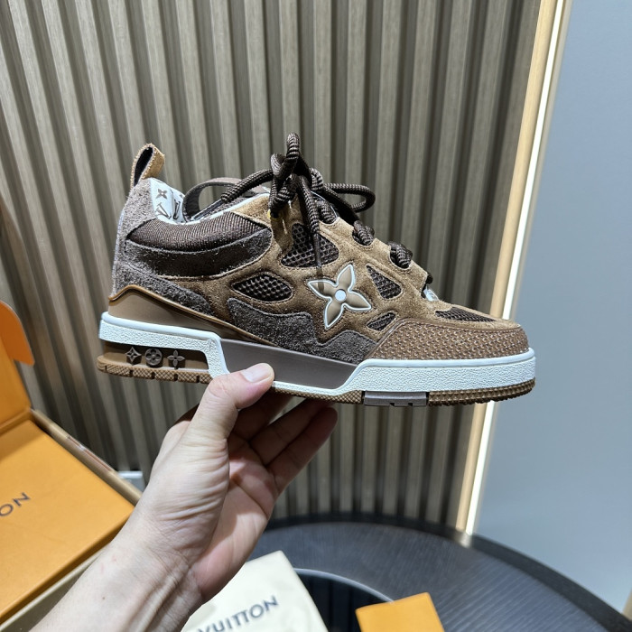 L1VV TRAINER