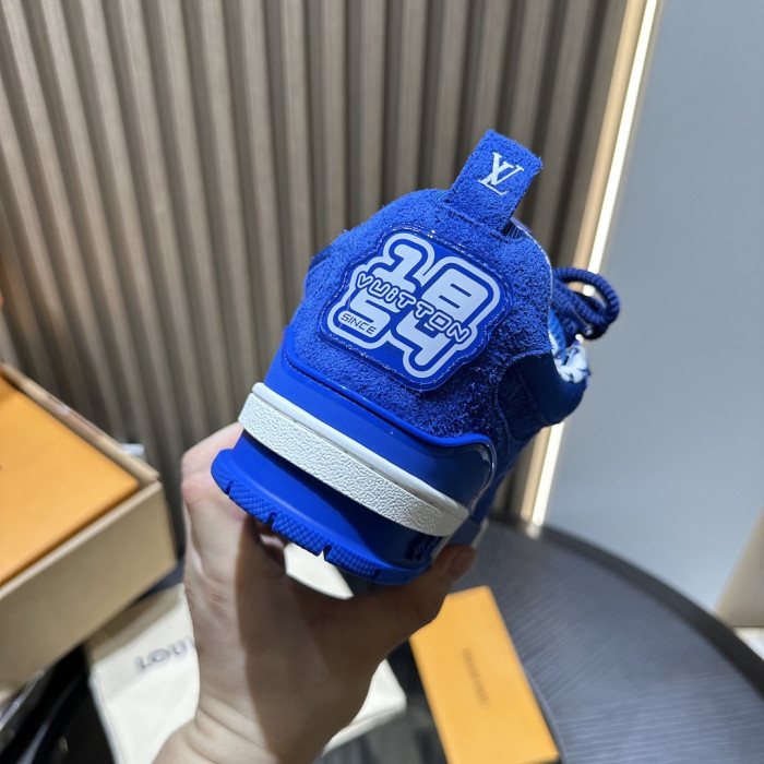 L1VV TRAINER