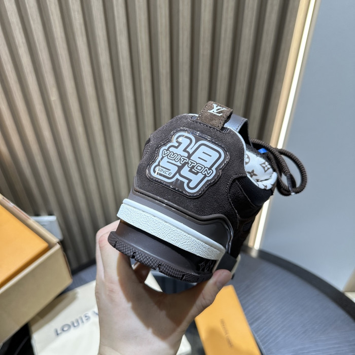 L1VV TRAINER