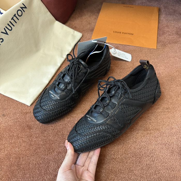 L1VV Sneakerina mary jane