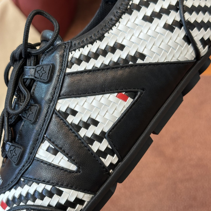 L1VV Sneakerina mary jane