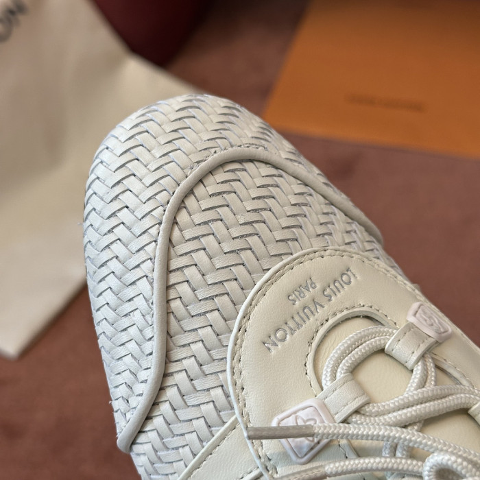 L1VV Sneakerina mary jane