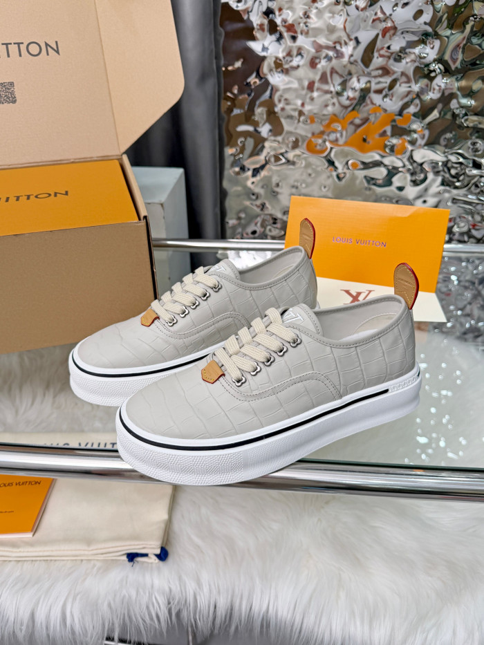 L1VV Combi Shoes