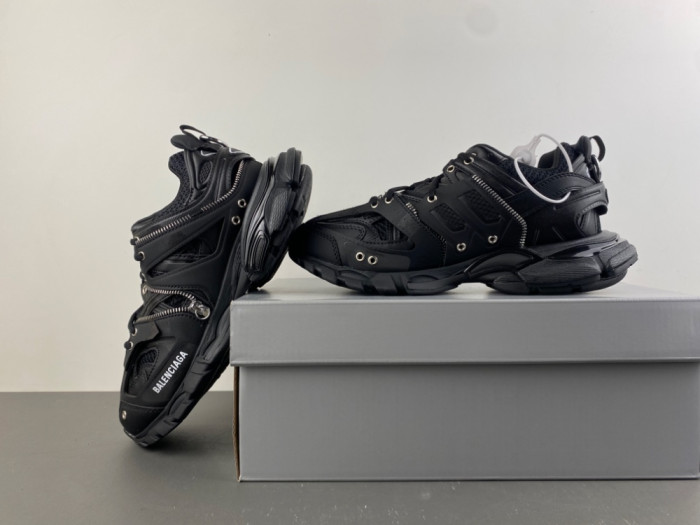 Balen Track Sneakers 542023 W3AD3 2350
