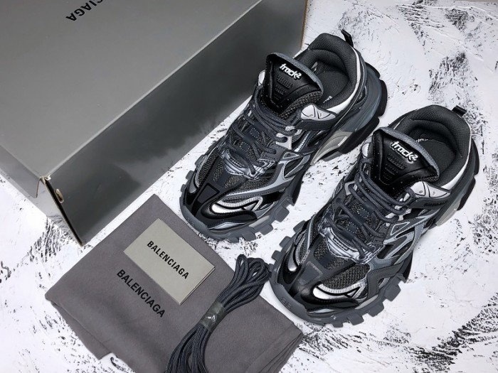 Balen Runner Sneakers GREY 570391 W2GN5 1005
