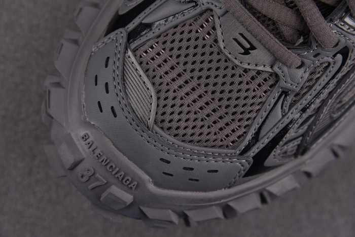 balen defender 685611 w2raa 2000