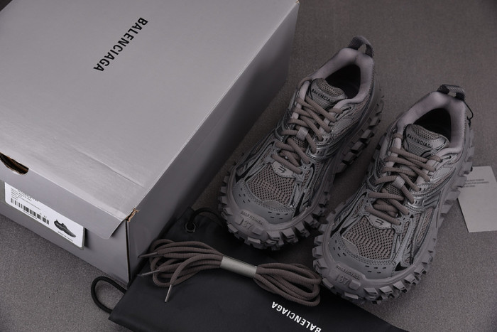 balen defender 685611 w2raa 2000