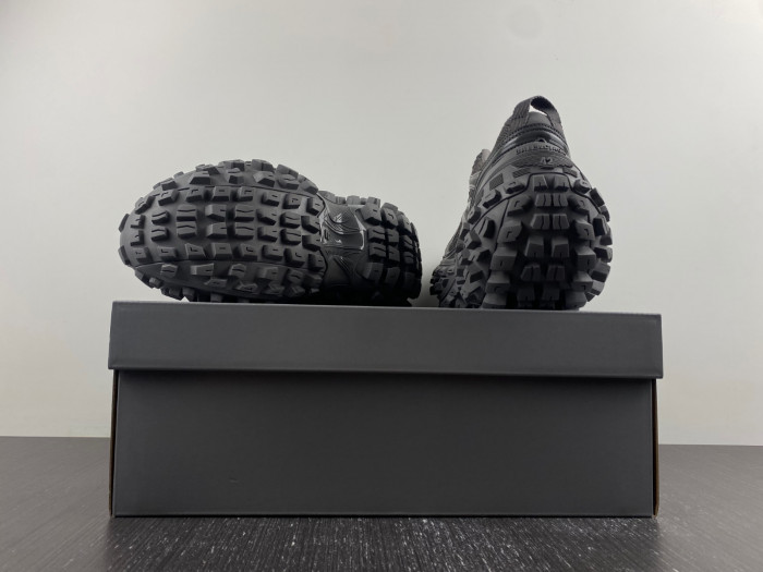 balen defender 685613-w2ra6 3000