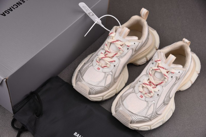 BALEN 3XL SNEAKER 734731 W3XLX 2260