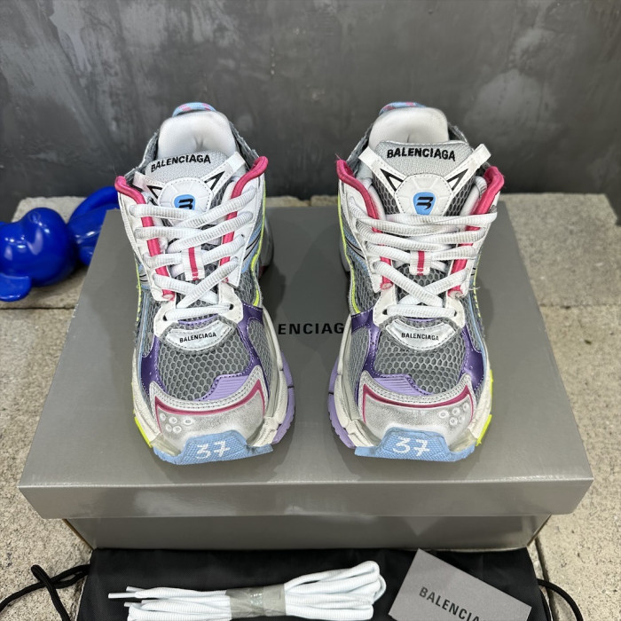 Balen Runner Sneakers 772767 W3RNY 0361