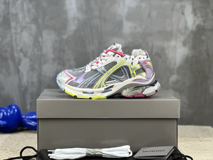 Balen Runner Sneakers 772767 W3RNY 0361