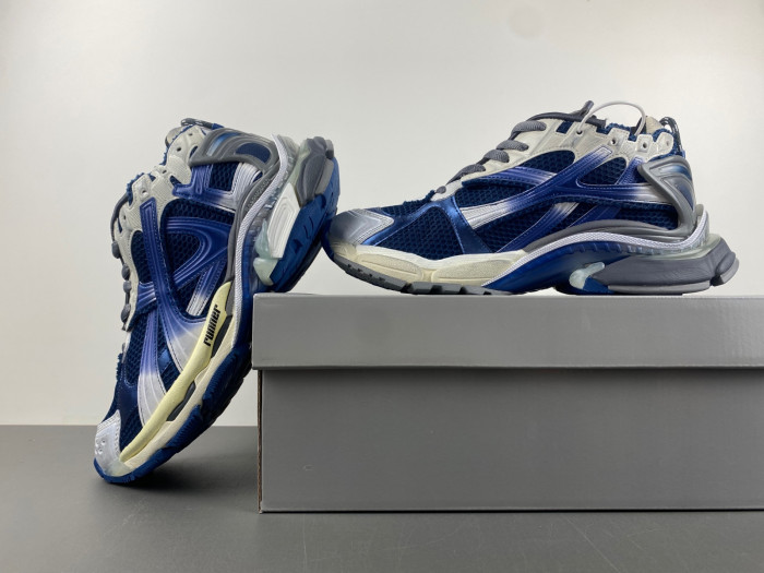 Balen Runner Sneakers 772767 WRUNG 2410