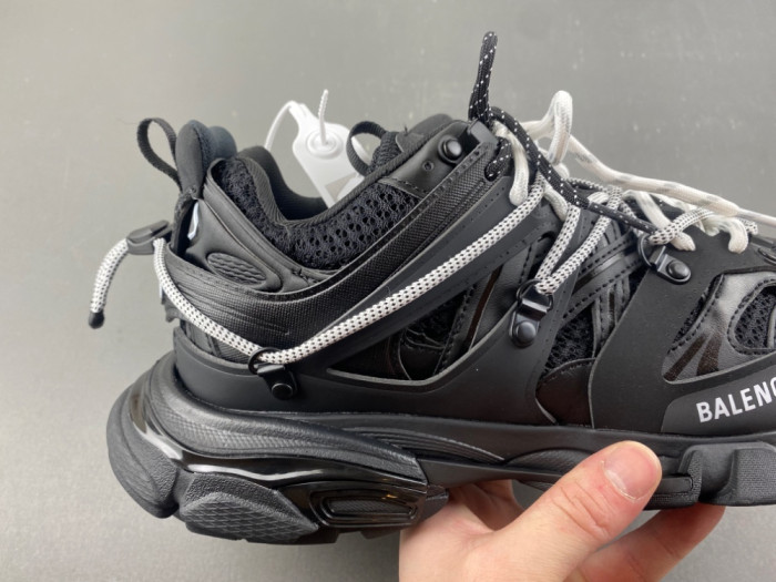 Balen Track Sneakers 3.0 800592 WTRHK 1020
