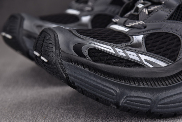 Balen 6XL SNEAKER 815859 W2MV2 1012