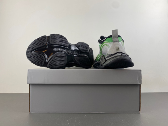 Balen Triple S.2 Sneaker 865849 WTRS2 1133