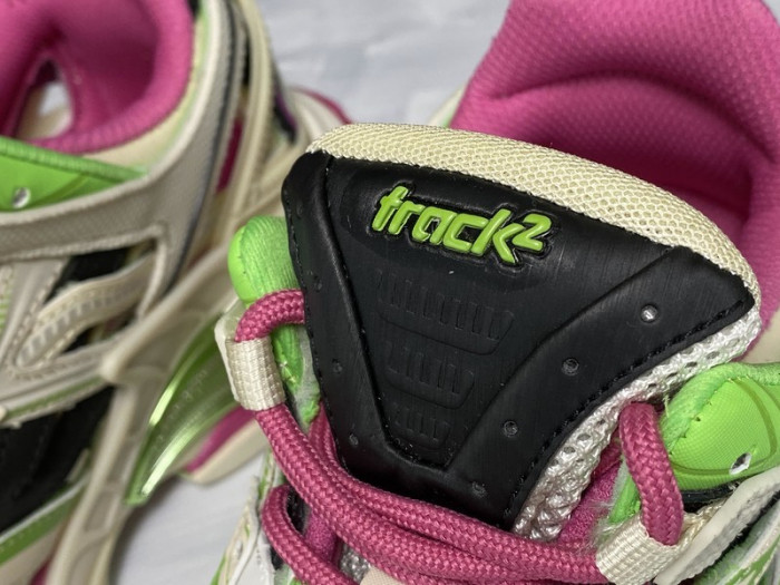 Balen Runner Sneakers Pink Green 565615 W2GN3 9534