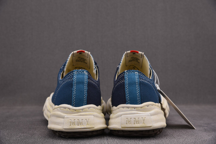 Ma*s*n mihara yasuhiro canvas sneakers