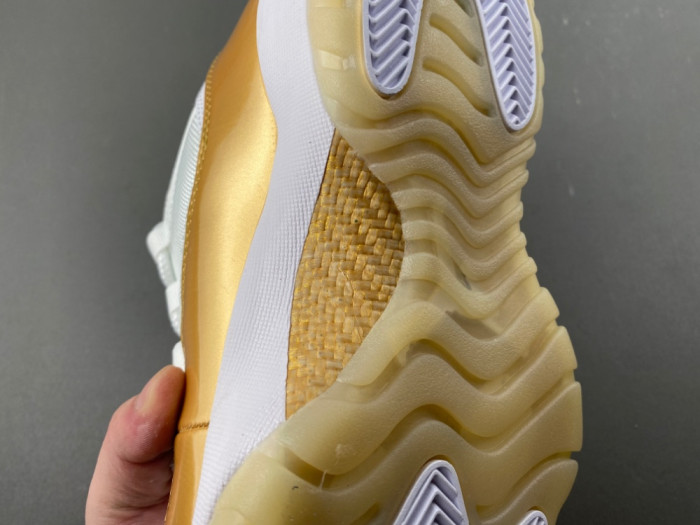 Air Jordan 11 Retro Low Mother