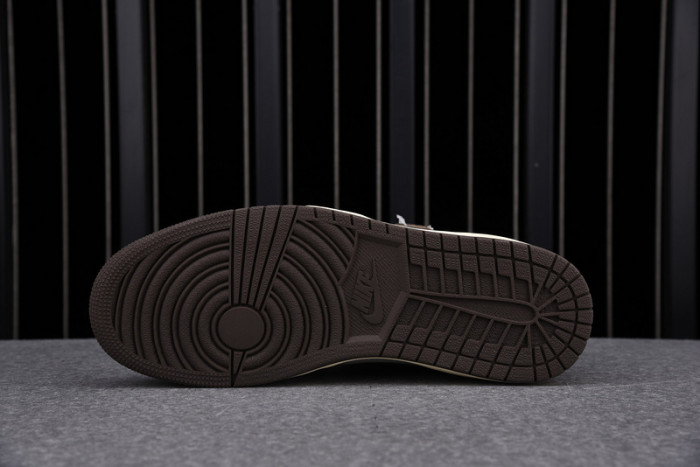 travis scott x air jordan 1 retro high reverse cd4487-101