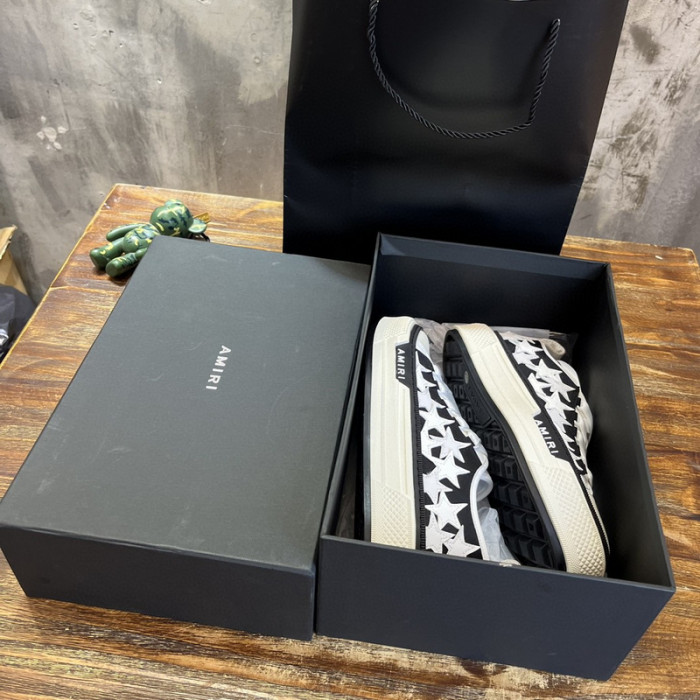 Amiri Sneakers
